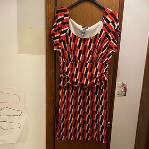 Bisou Bisou Red and Black Patterned Midi Dress